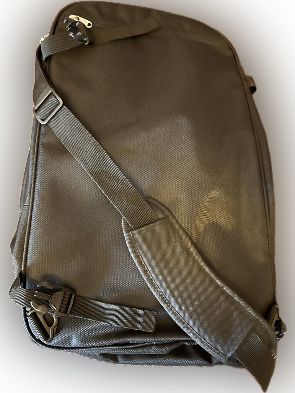 Black Men's Commuter Backpack - Picture 2 of 6